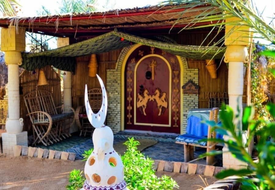 Tente Et Restaurant Elbey Douz Exteriér fotografie